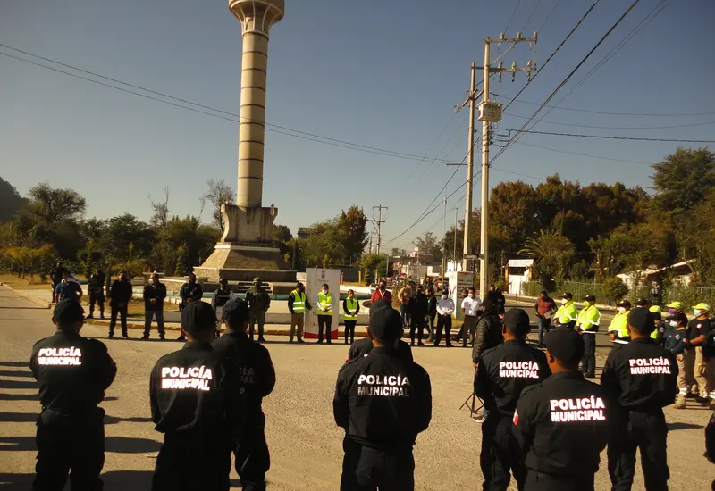 Policías en Tlaxiaco
