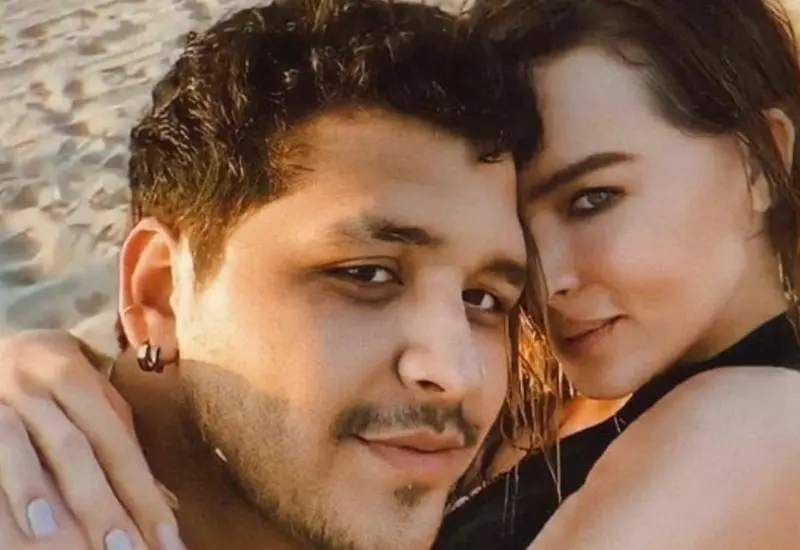 Nodal adelantó que celebrará con Belinda dos uniones matrimoniales.