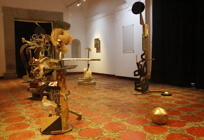 Exposición Cálidas Ruinas