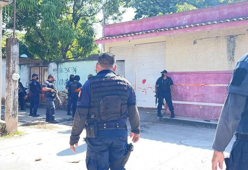 Los hechos ocurrieron ayer en la avenida Ramón Nato, entre las calles Rubén Valencia y La Tehuana, de la colonia Gustavo Pineda de la Cruz, en Juchitán de Zaragoza.