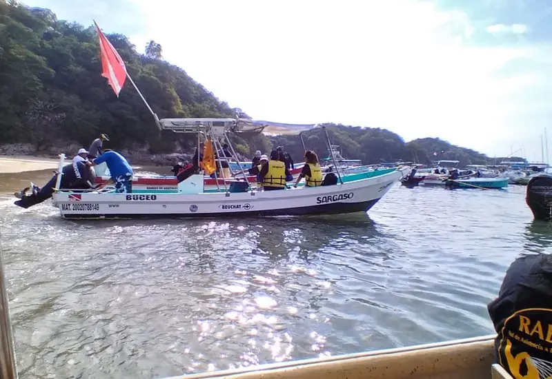 lancha mar oaxaca