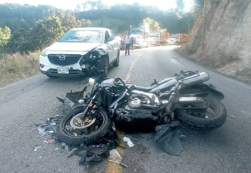 Fuerte choque en Miahuatlán