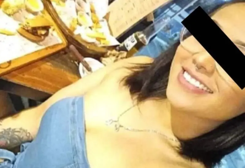 Víctima en restaurante con los ojos tapados
