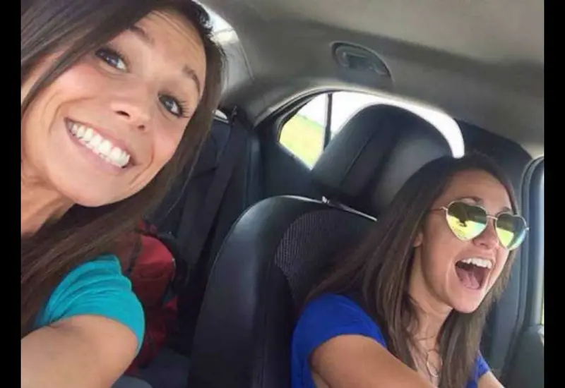 Los países que registran más muertes por selfies son India, con 100 decesos; Estados Unidos, con 39; Rusia, con 33 muertes; Pakistán, con 21 muertes y Brasil, con 17.