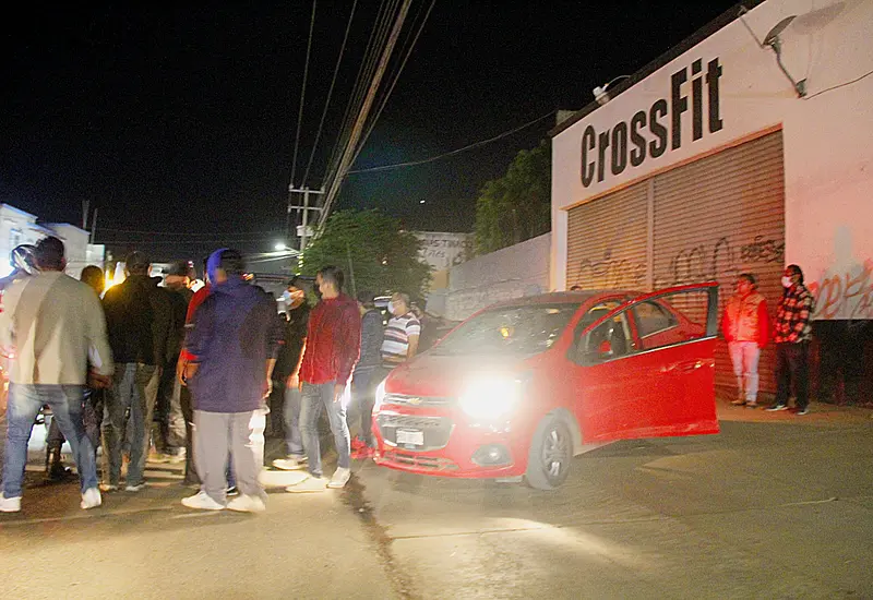 Taxistas en riña