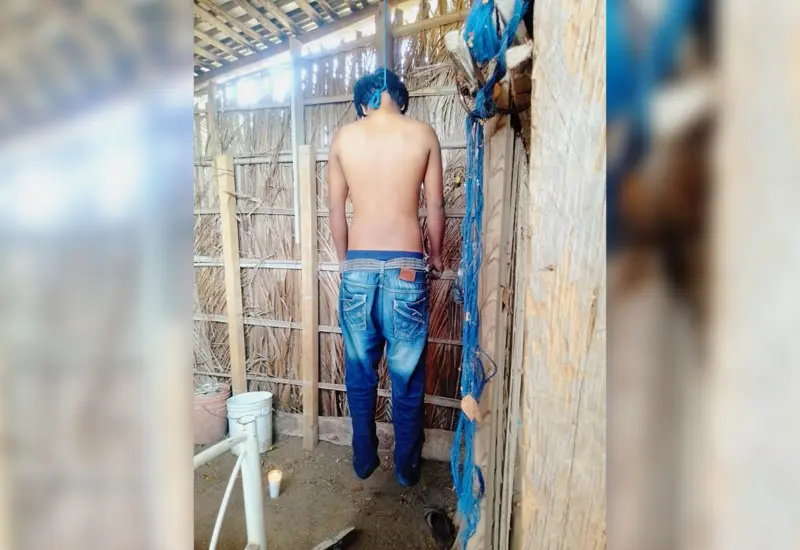 Hombre se suicida
