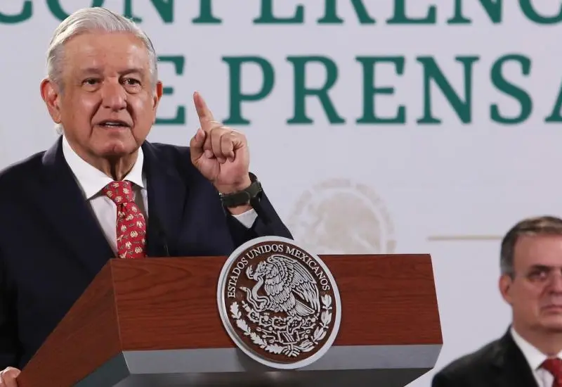 El Mandatario federal insistió en que el dinero y lo material no son la felicidad. Foto: Agencia Reforma