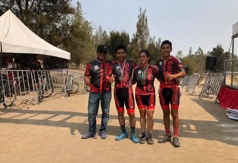 Ciclistas oaxaqueños