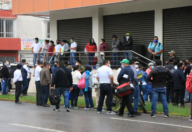 Personas protestando