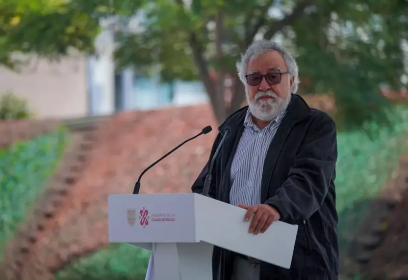 Alejandro Encinas 