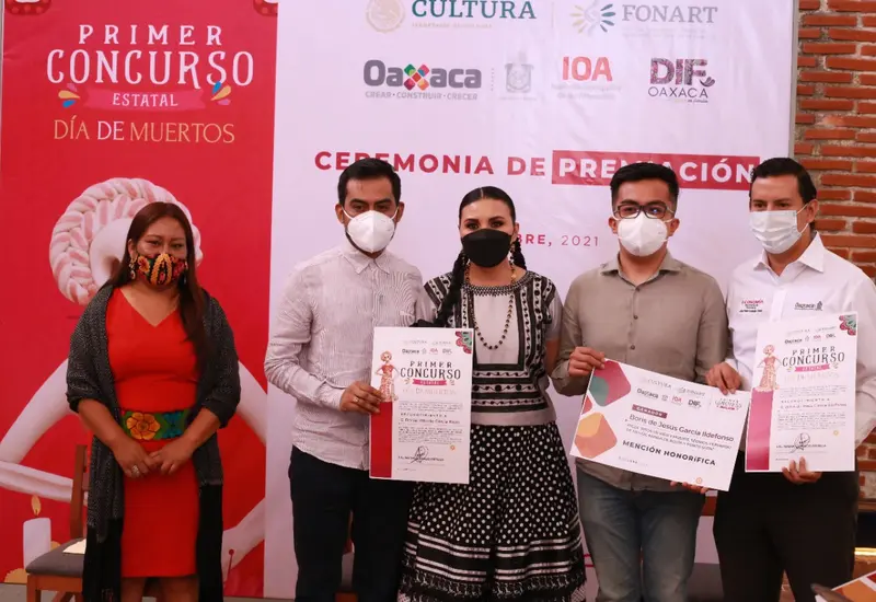 Artesanos oaxaqueños premiados