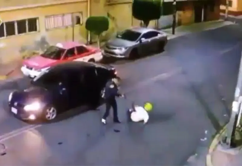 Al presunto ladrón le encontraron una réplica de arma de fuego corta y dos teléfonos celulares.