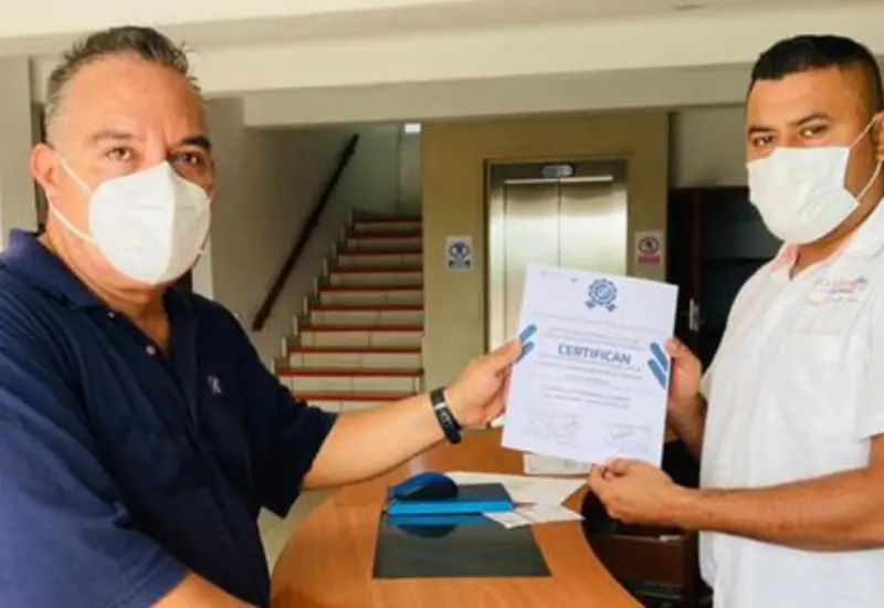 certifican establecimientos personal vacunado 
