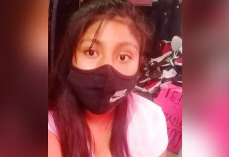 Mujer con cubreboca