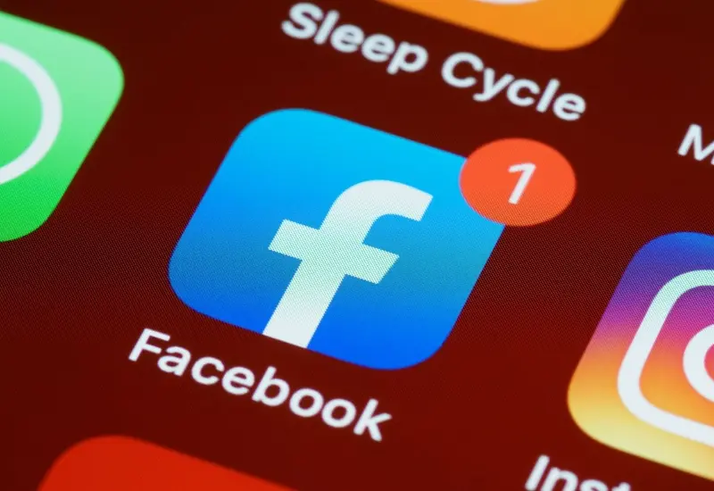WhatsApp, Facebook e Instagram