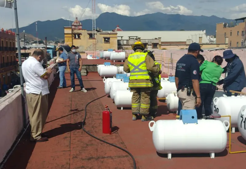 Fuga de gas azotea 20 de noviembre