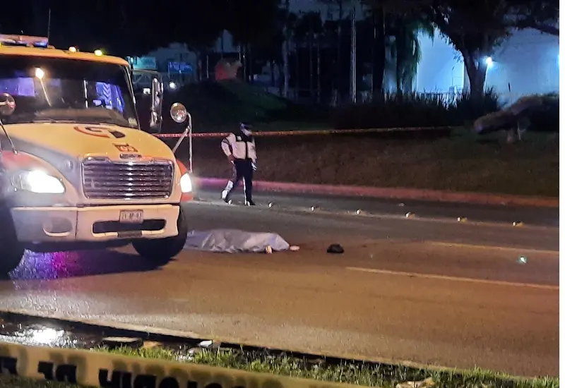 Hombre arrollado por grúa