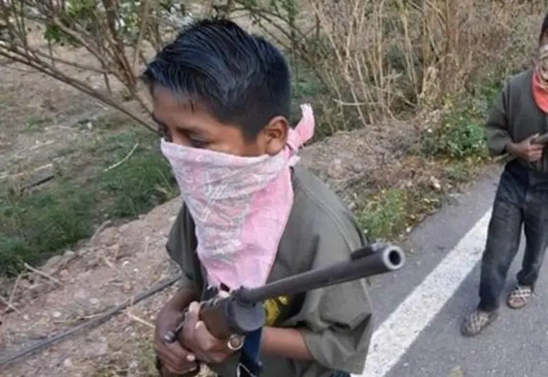 Niños con armas