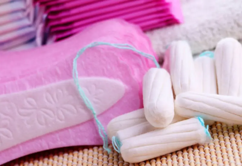  Toallas higiénicas, tampones, ropa interior, copas menstruales y todo tipo de bienes de contención apto para su utilización durante la menstruación, ya no pagarán el gravamen al consumo del 16%.