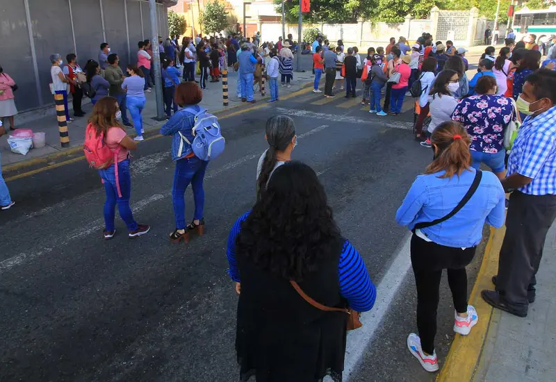 protesta personas bloqueo 
