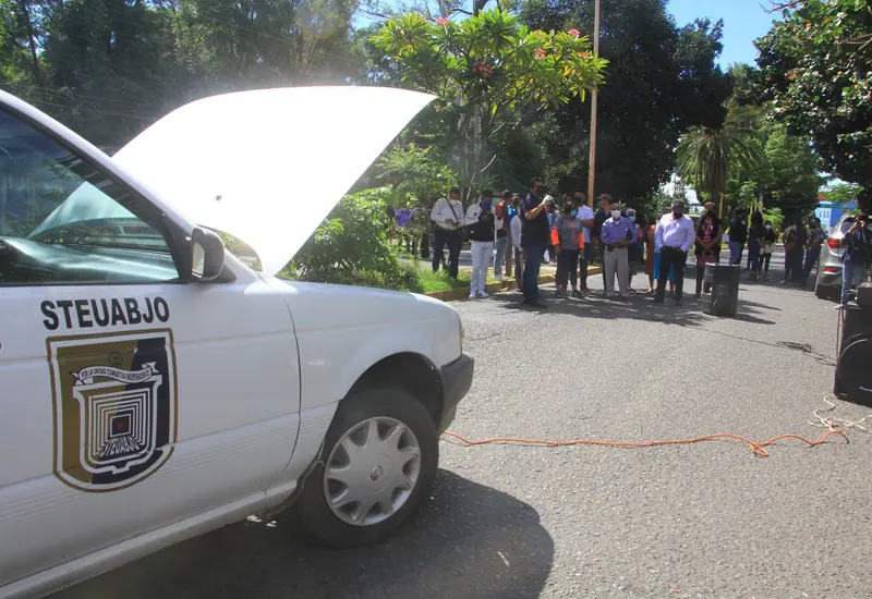Auto STEUABJO
