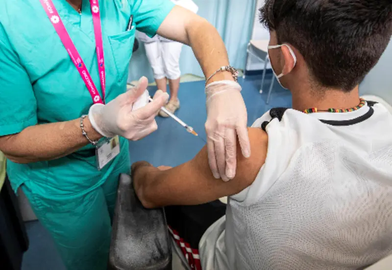 La Cofepris ya autorizó la aplicación de la vacuna Pfizer, pero a partir de los 12 años de edad. Foto: Internet
