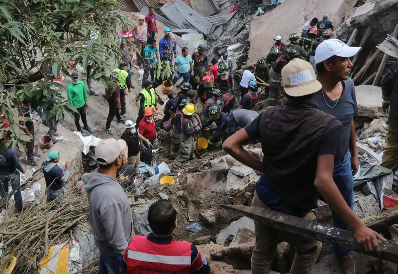  En este cerro están instaladas antenas de radiodifusión de canales y estaciones comerciales como TV Azteca, ADN 40, Grupo Radio Centro y MVS. (Agencia Reforma)