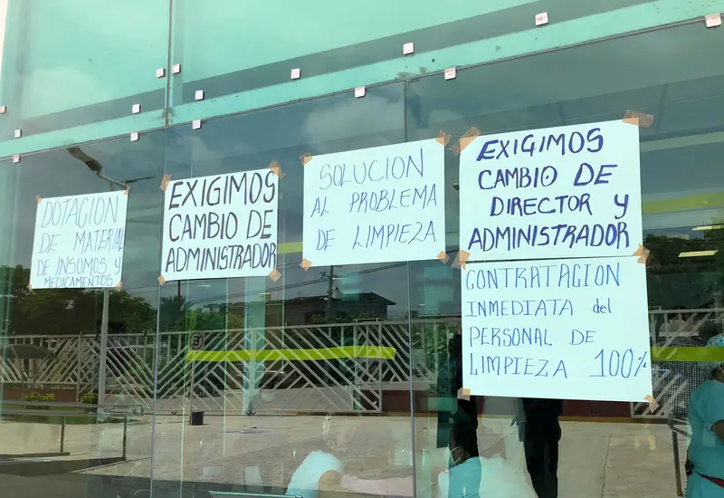 La asamblea permanente que mantenían desde el 30 de agosto afuera del nosocomio, fue levantada este martes.