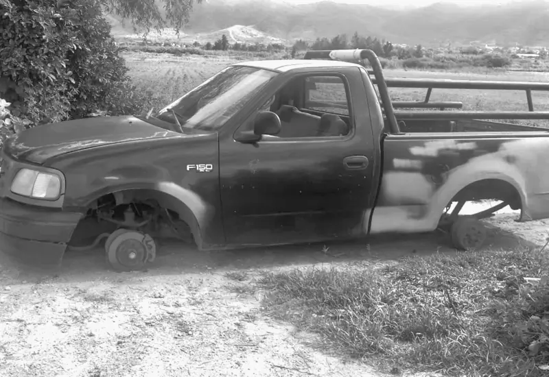  La unidad de motor fue localizada en terrenos de terracería de la población de Rojas de Cuauhtémoc.  