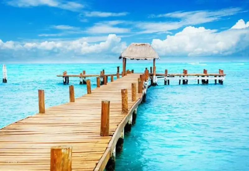 Muelle y playa