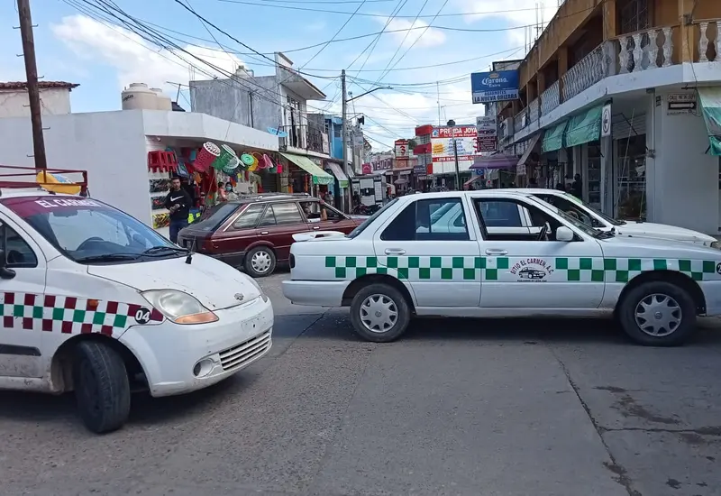 taxistas bloqueando calles