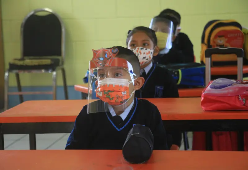 Niños de Oaxaca en clases presenciales