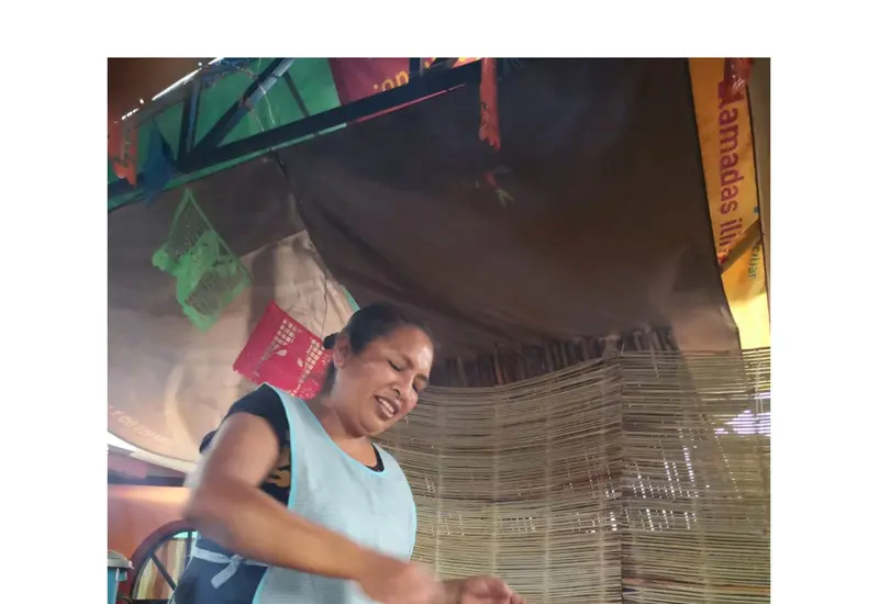 Cocinera tradicional de Oaxaca