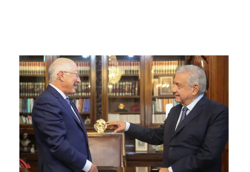 Ken Salazar y Amlo