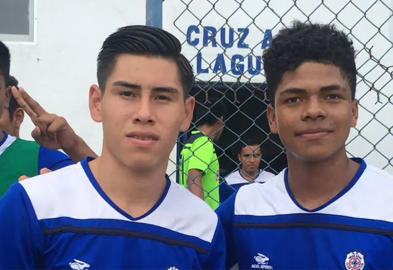 Jugadores del Cruz Azul Lagunas