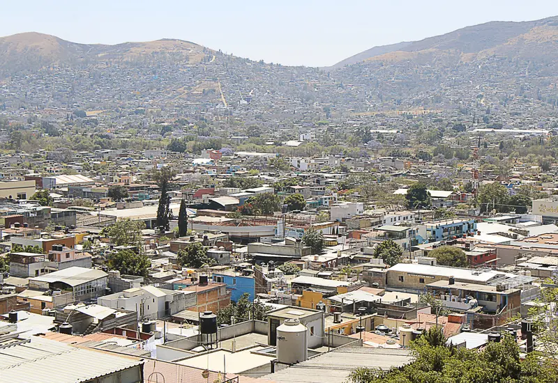 Señala líder empresarial que por desgracia el estado de Oaxaca depende de las aportaciones federales, del recurso que la Federación le asigna, por lo que la entidad no es autosustentable y esto limita su desarrollo. (Archivo Mario Jiménez Leyva)