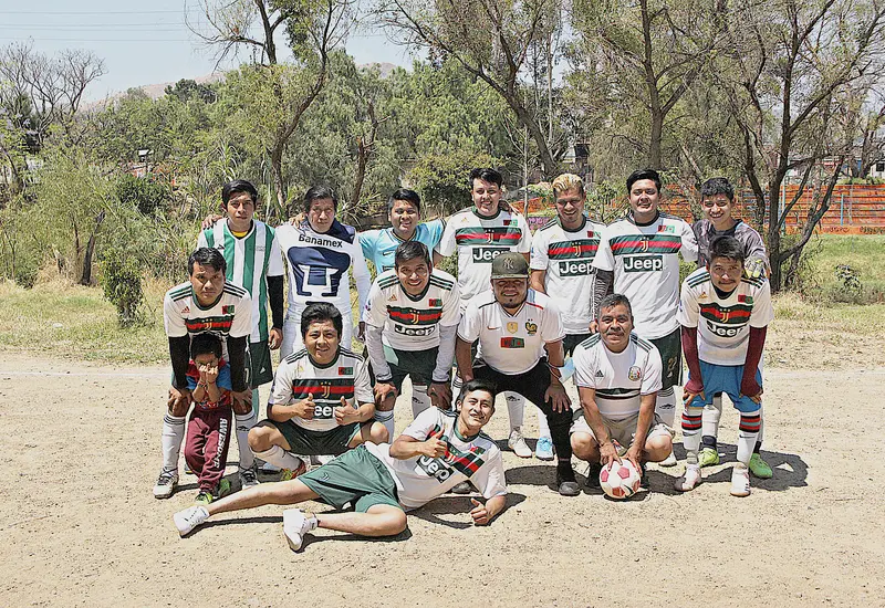 Equipo de futbol Híbridos
