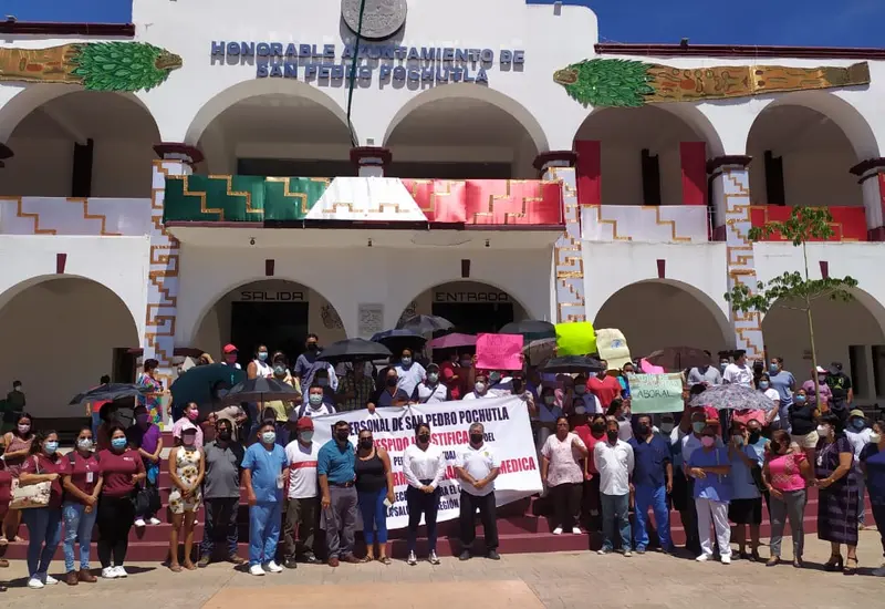 Protestas trabajadores del hospital de pochutla