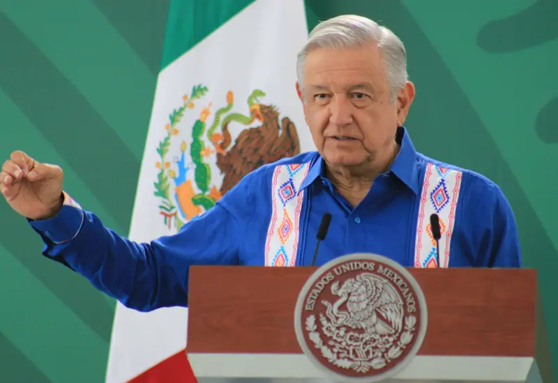 AMLO durante conferencia matutina en Oaxaca