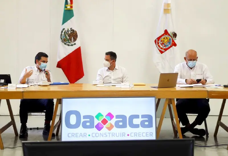 Murat reunido con titulares de salud