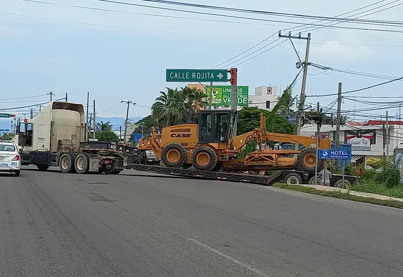   El incidente fue reportado a la Policía Municipal y Vial Estatal, cuyos elementos acudieron al lugar a tomar conocimiento del caso.