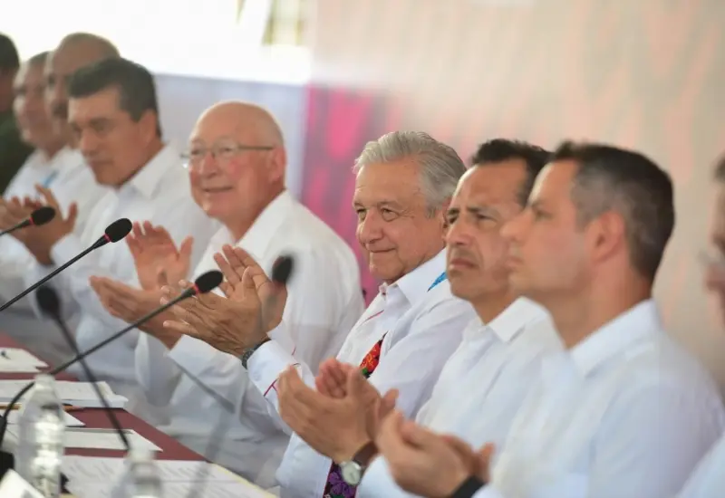 amlo-y-personalidades