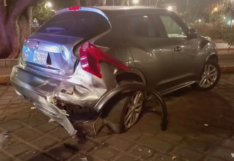 auto_impactado_en_el_llano