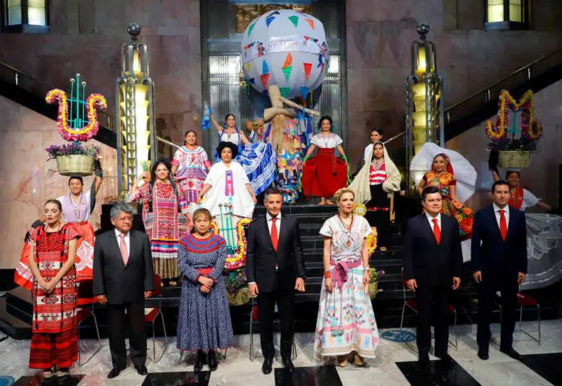 guelaguetza-en-bellas-artes 