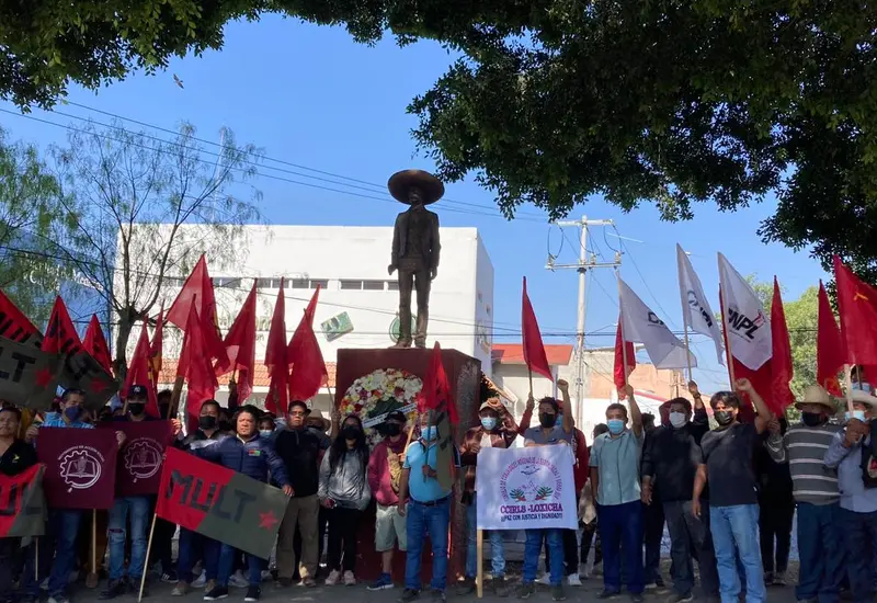 organizaciones-sociales-en-monumento-a-zapata