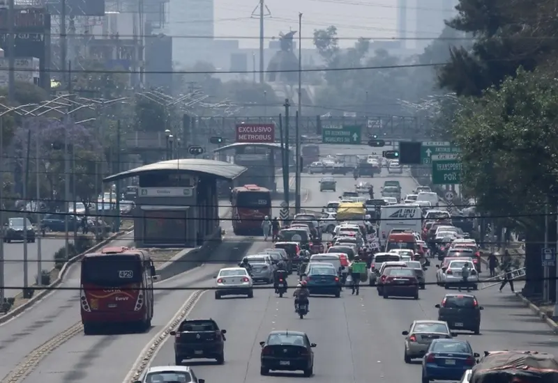 transito-y-contaminacion-en-mexico
