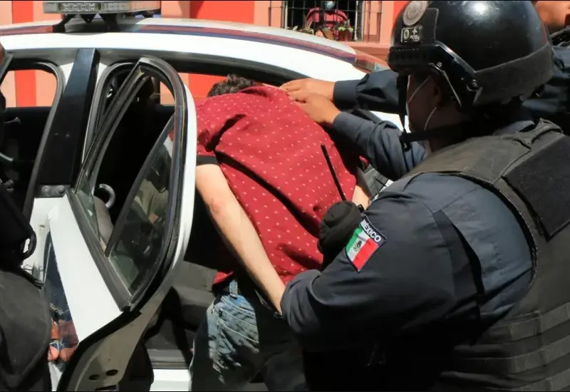 policia-detiene-a-sujeto