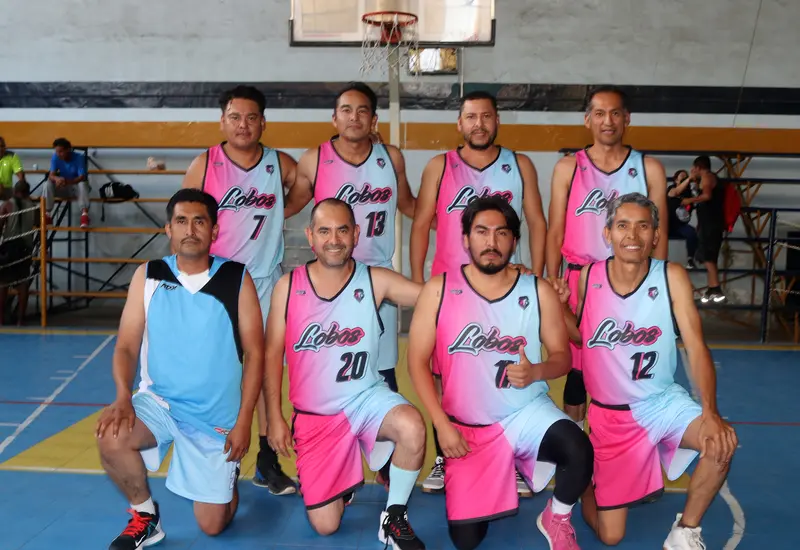 lobos_ixcotel