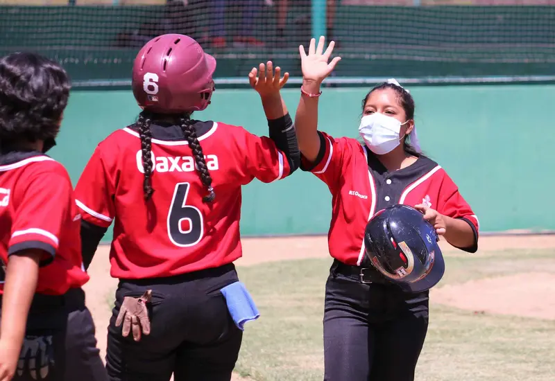 juego-de-softbol 