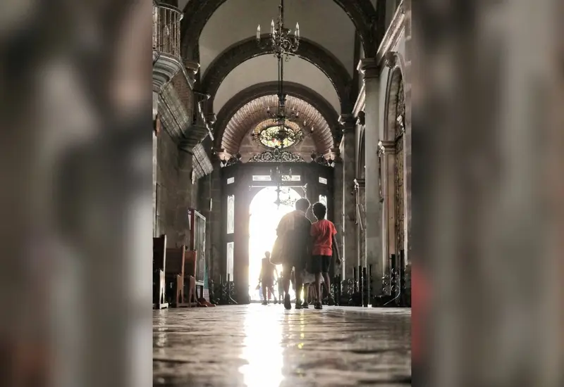 interior-de-templo